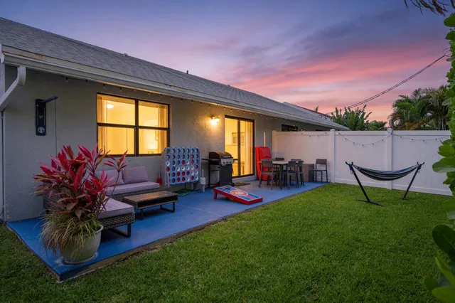 Residence photo 23