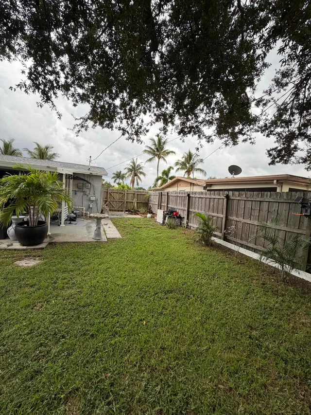 Residence photo 15