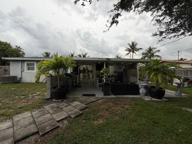 Residence photo 16