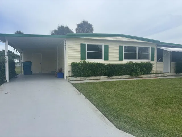 Residence photo 2