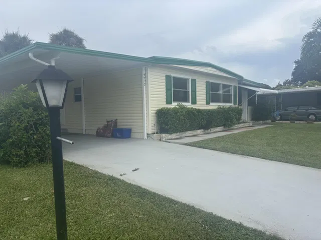 Residence photo 5