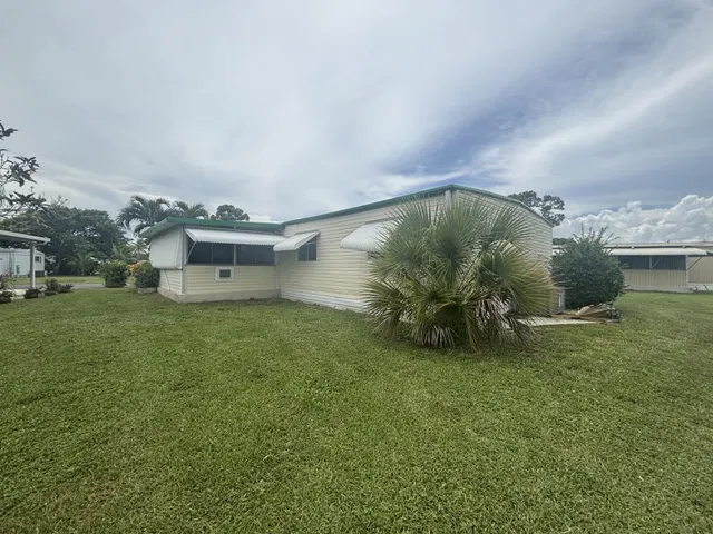 Residence photo 30