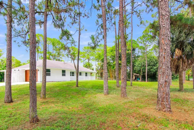 Residence photo 43