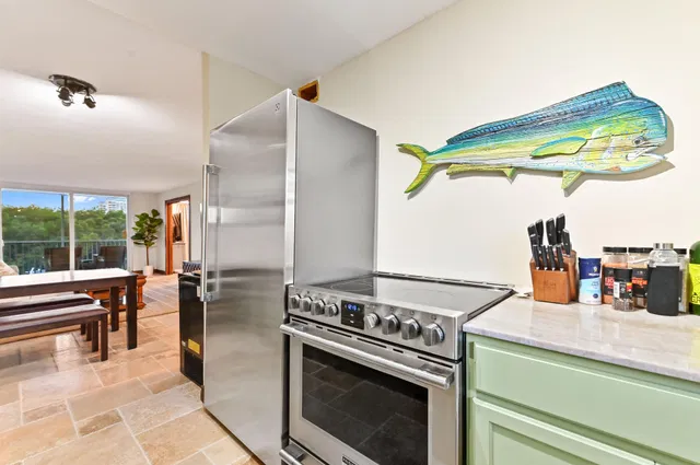 Unit 2090 photo 9