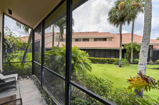 PGA National Palm Beach Gardens Residence photo 9
