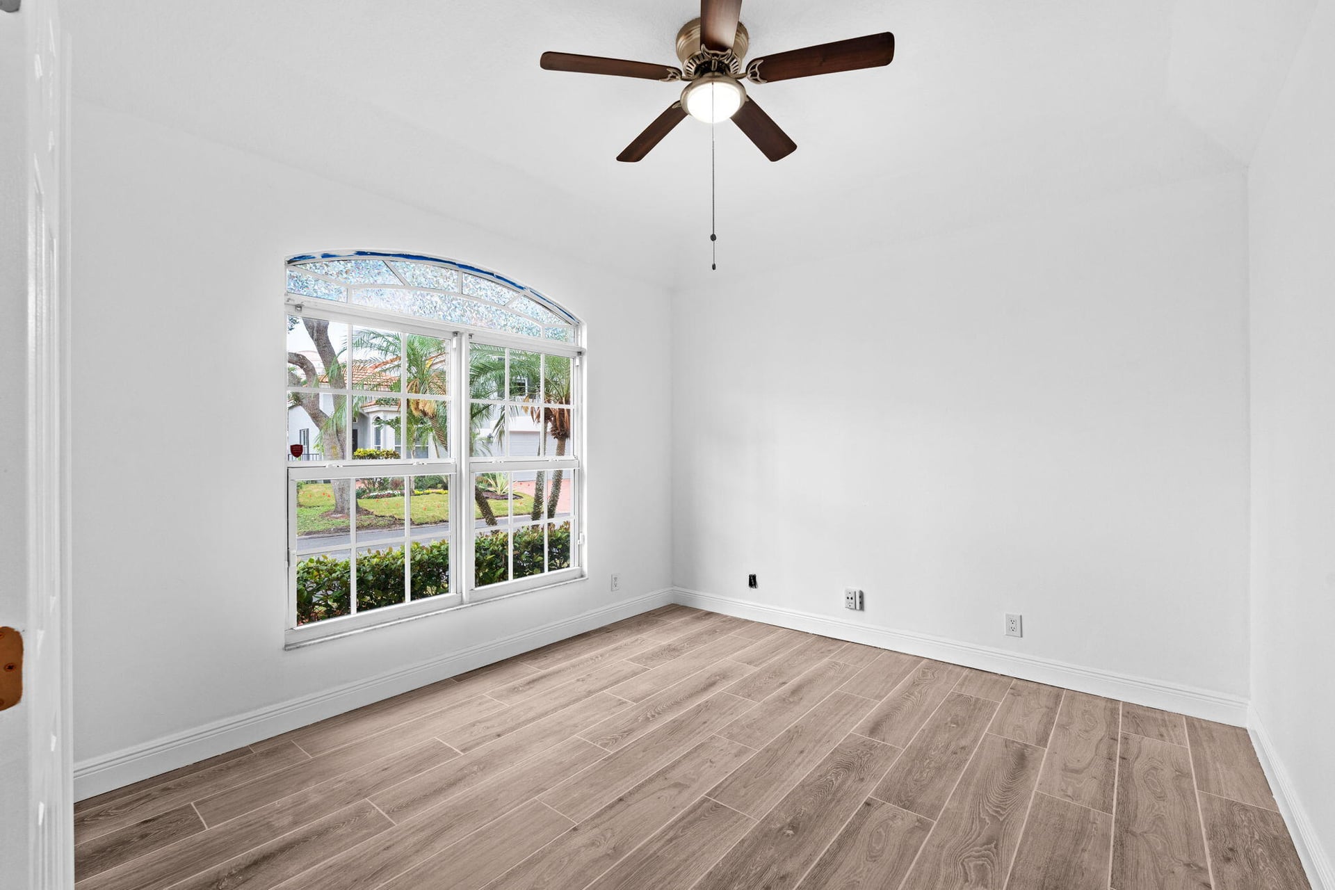  Residence photo 15