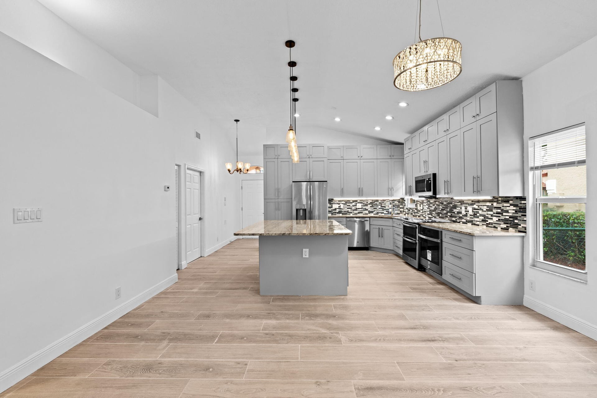  Residence photo 26