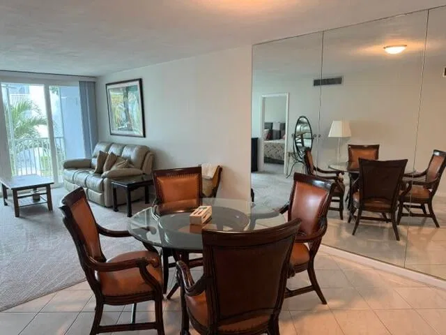 Unit 202 photo 6