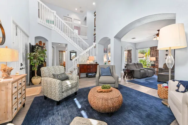 Residence photo 3