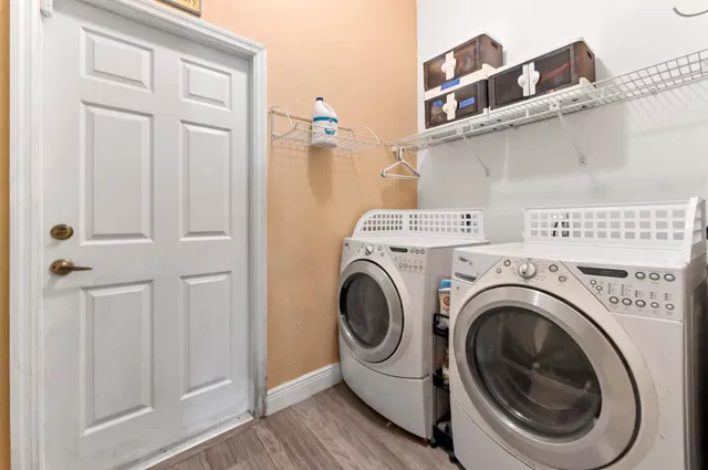 Residence photo 25