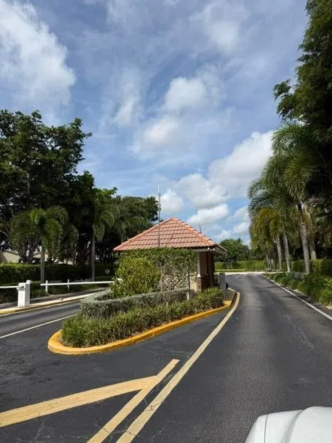 Unit 4 photo 22