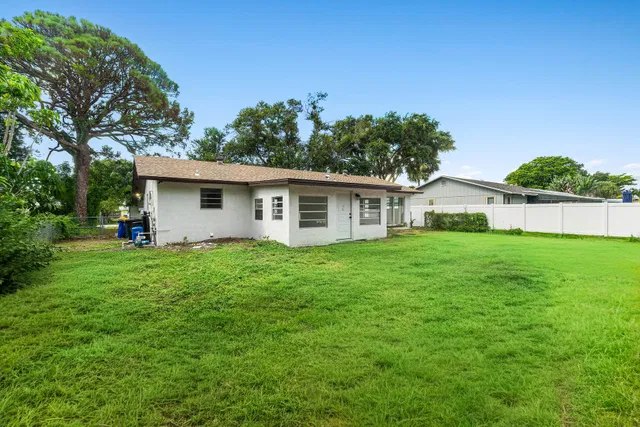 Residence photo 18