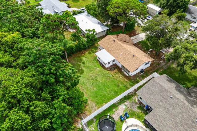 Residence photo 29