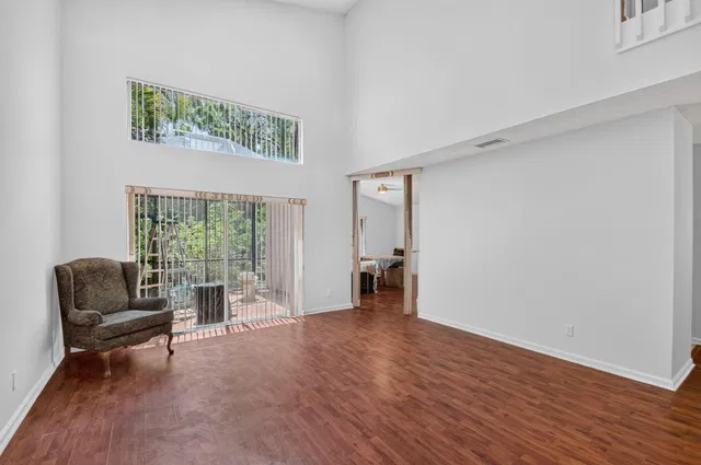 Residence photo 6