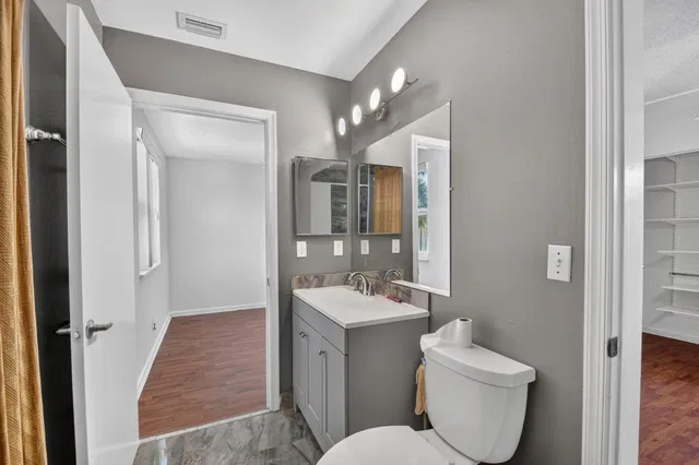 Residence photo 29