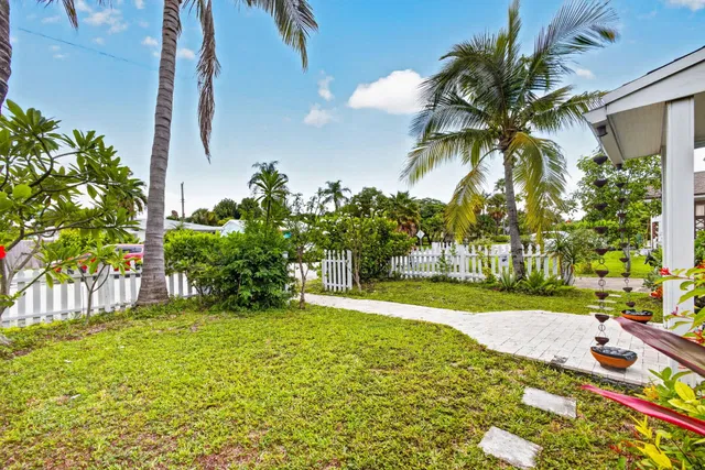 Residence photo 4