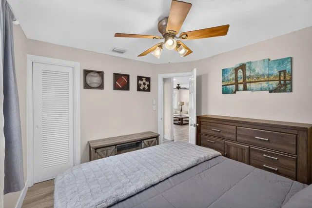 Residence photo 32