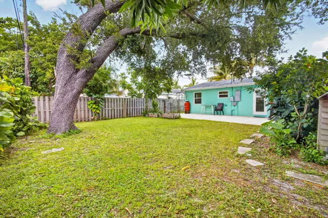 Residence photo 35