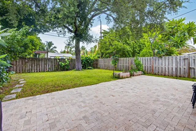 Residence photo 36