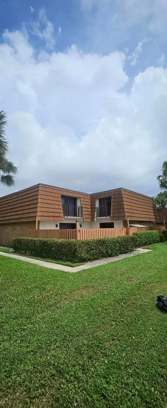  Residence photo 12