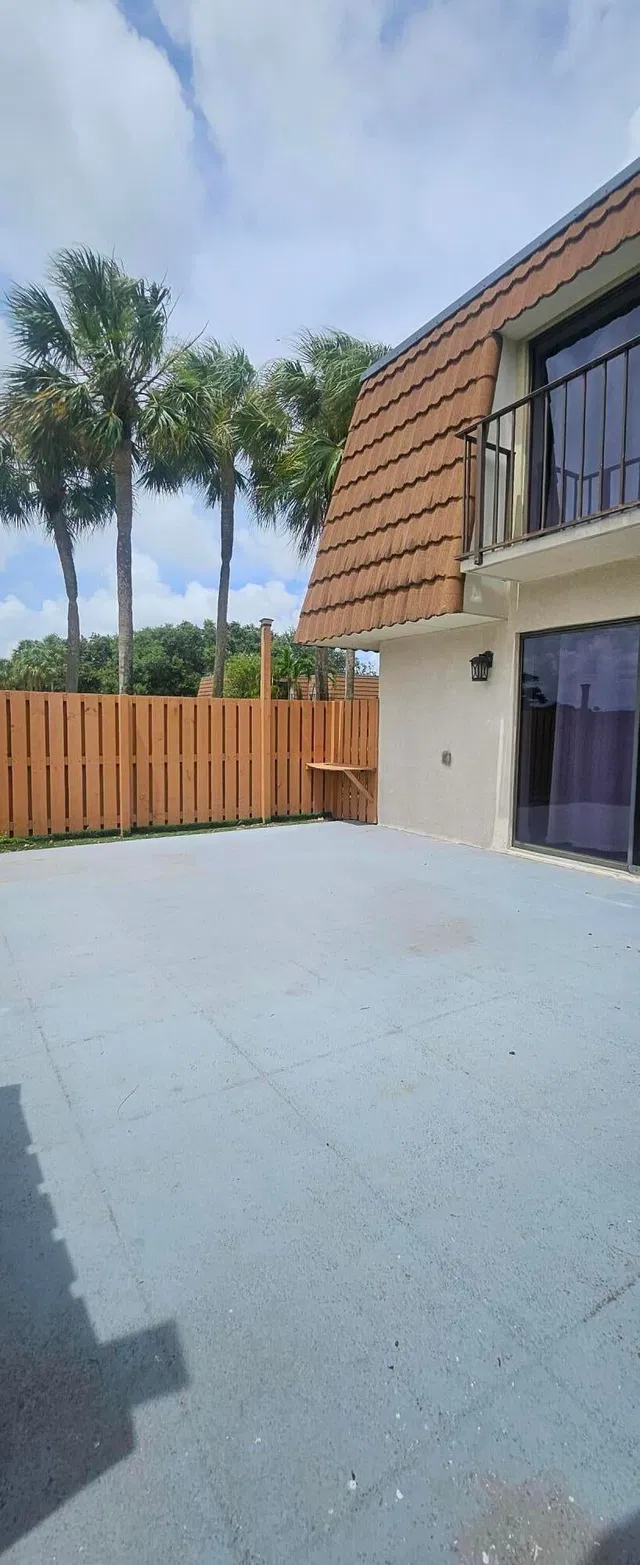  Residence photo 13