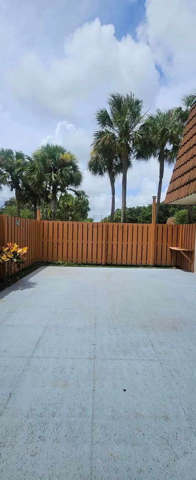  Residence photo 18