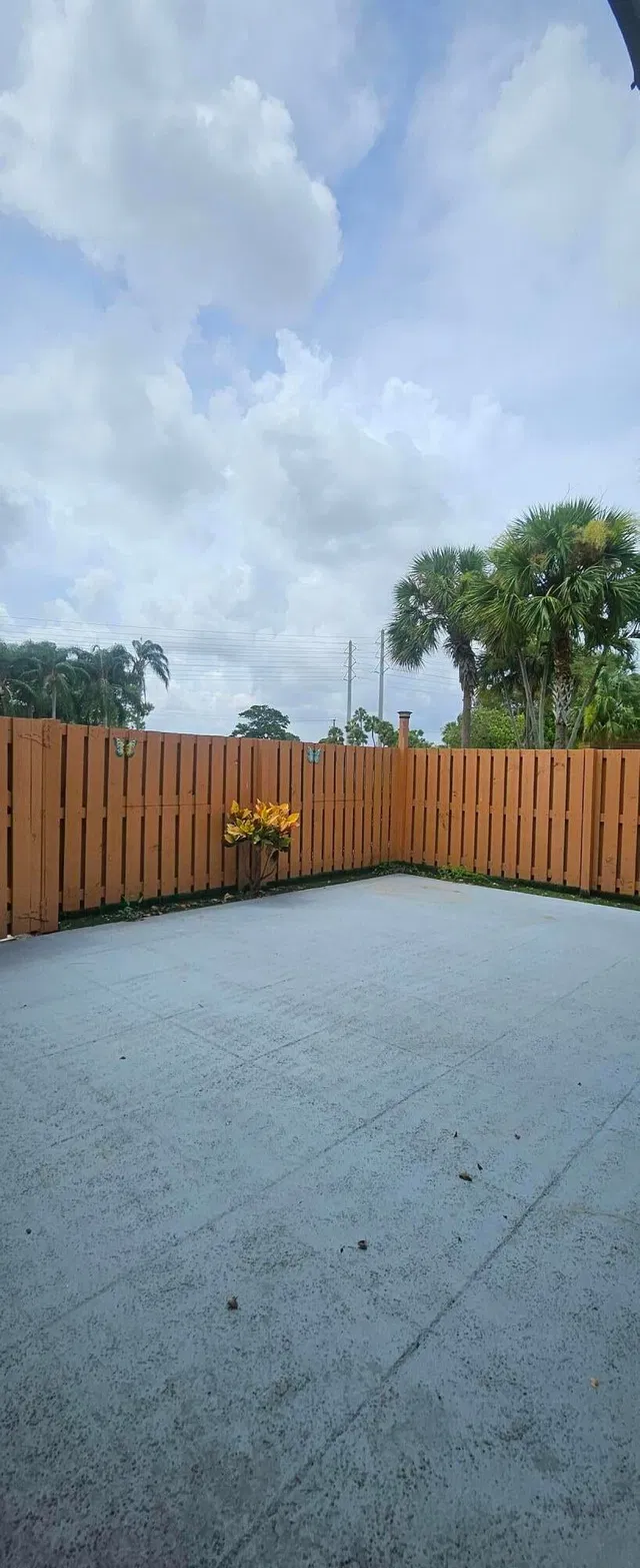  Residence photo 19