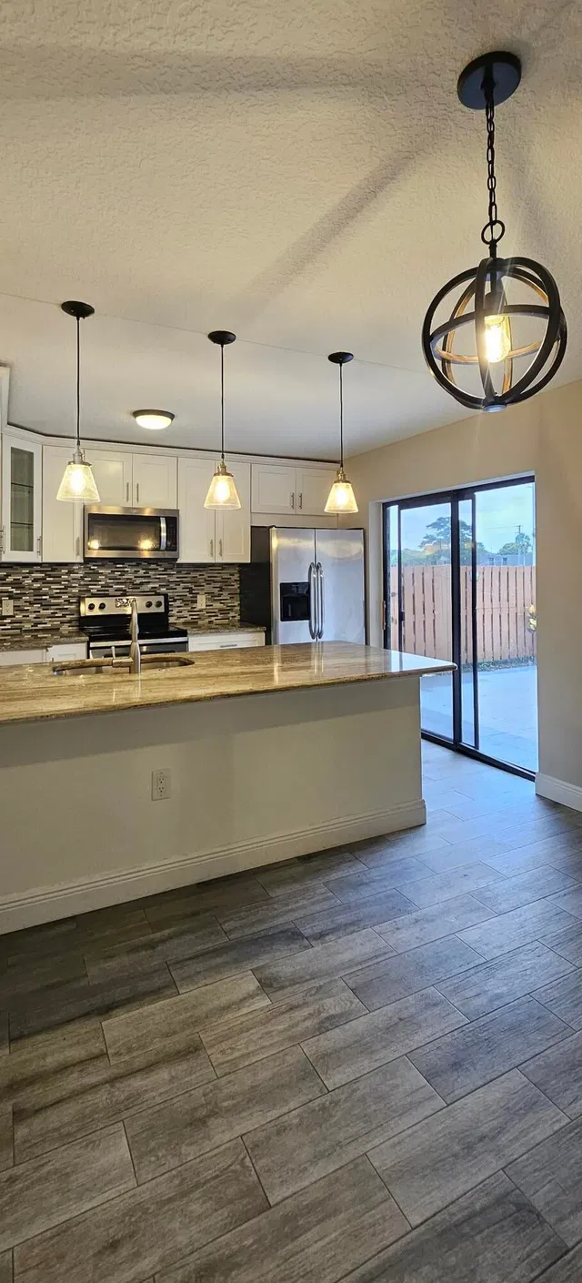  Residence photo 31