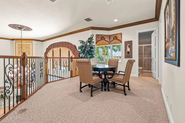 Residence photo 34