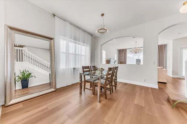  Residence photo 9