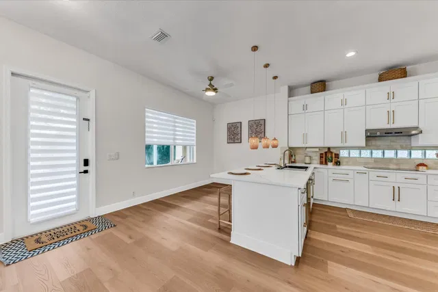  Residence photo 18