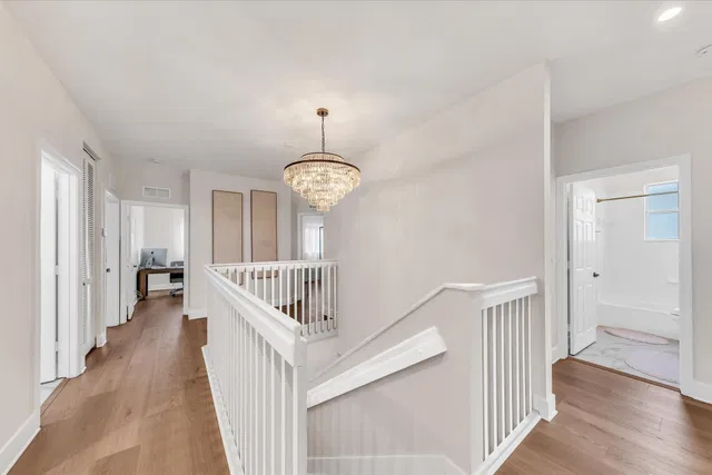  Residence photo 26