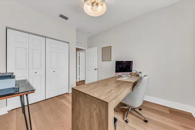  Residence photo 45