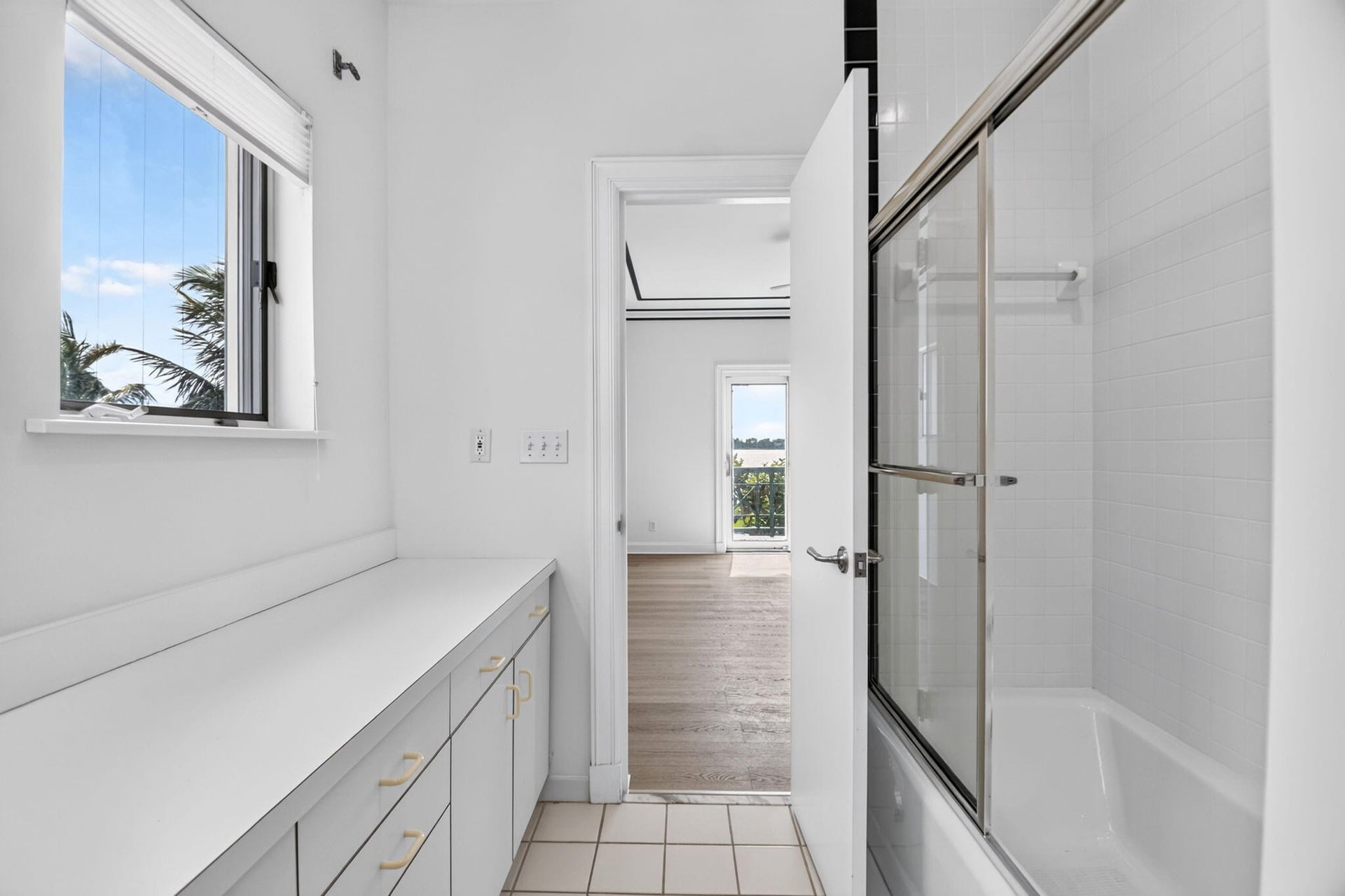 SoSo West Palm Beach Residence photo 39