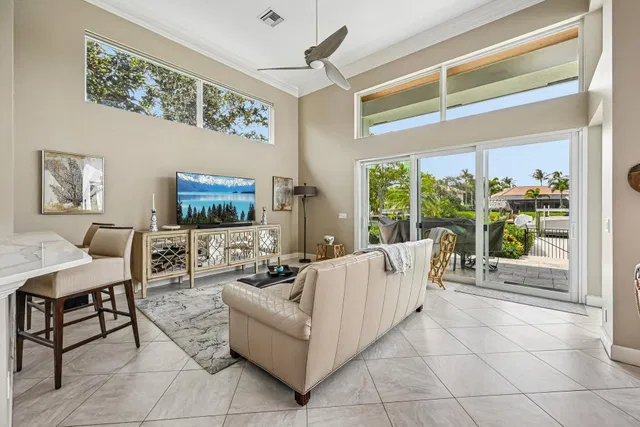 Jupiter River Estates Residence photo 11