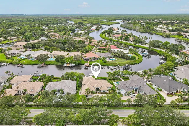 Jupiter River Estates Residence photo 38