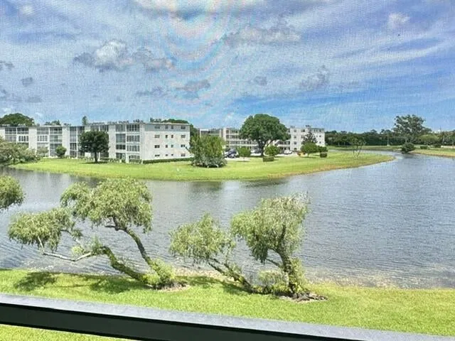 Residence photo 13