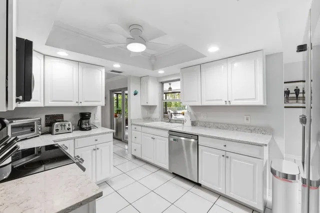  Residence photo 10