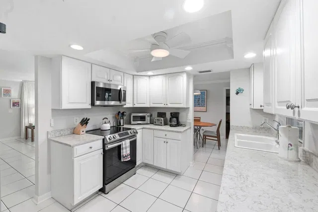  Residence photo 11
