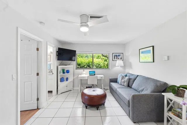  Residence photo 17