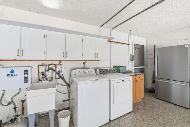  Residence photo 32