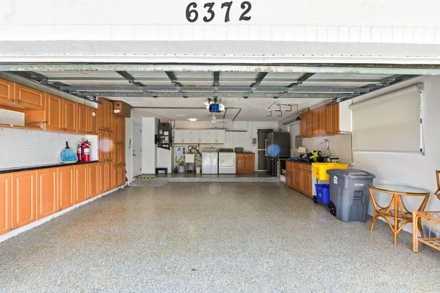  Residence photo 33