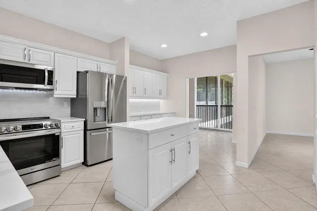  Residence photo 20