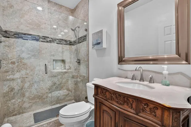  Residence photo 35