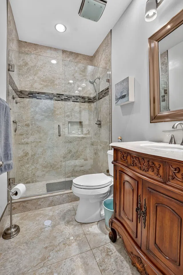  Residence photo 36