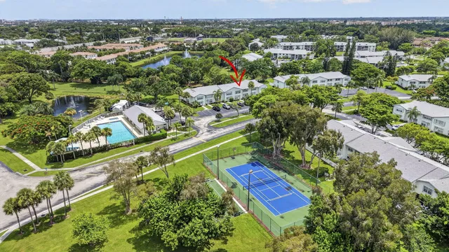 Unit F photo 50