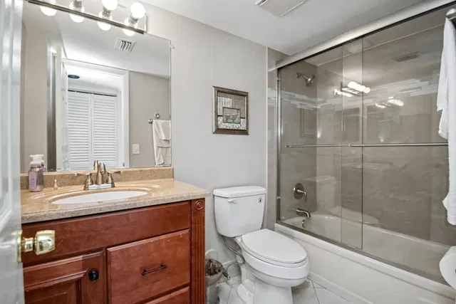 Unit 102 photo 14