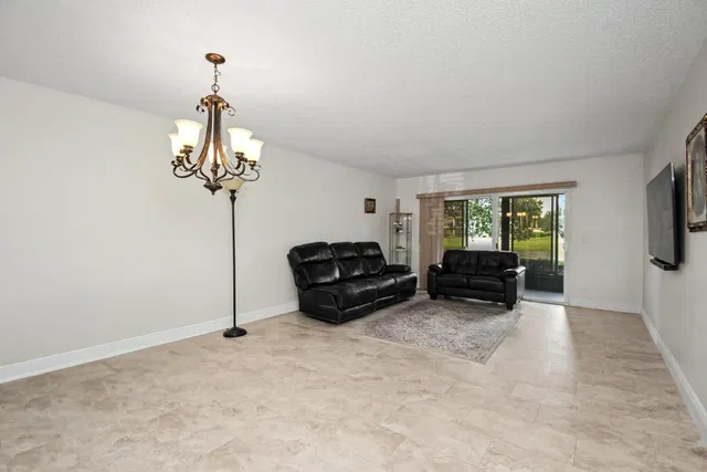 Unit 102 photo 17