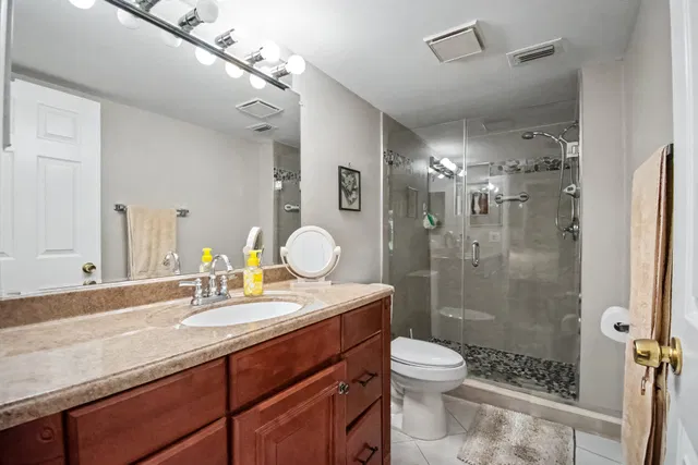 Unit 102 photo 25