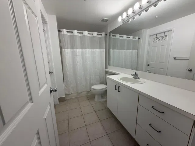 Courtyards in Cityplace Unit 323 photo 12